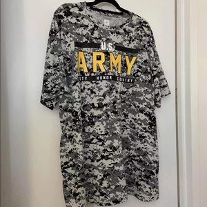 U.S. Army Men's Tee Size 2XL